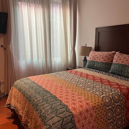 Cousy Condo In The Historic Center Of San Miguel De Allende, Incredible View, Pool, Bbq, 3 Blocks From The Main Parish San Miguel de Allende Exteriör bild