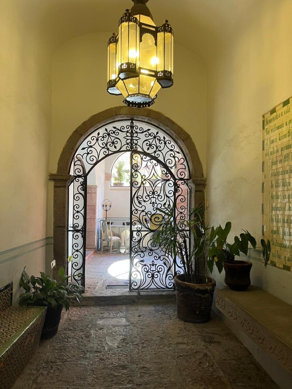 Cousy Condo In The Historic Center Of San Miguel De Allende, Incredible View, Pool, Bbq, 3 Blocks From The Main Parish San Miguel de Allende Exteriör bild